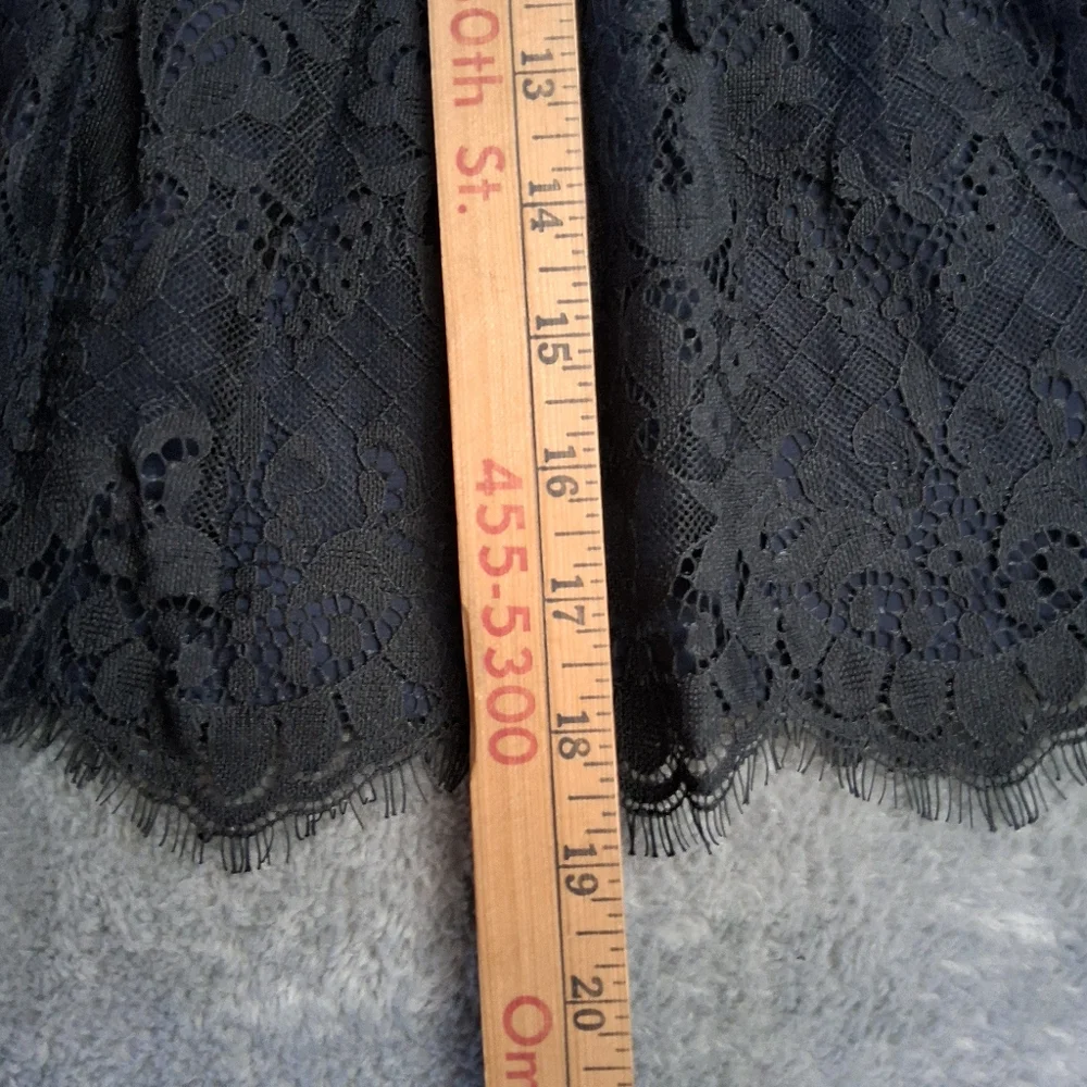 Ann Taylor Loft Lace Peplum Sleeveless Blouse Navy & Black Size 2 Petite - Picture 10 of 12